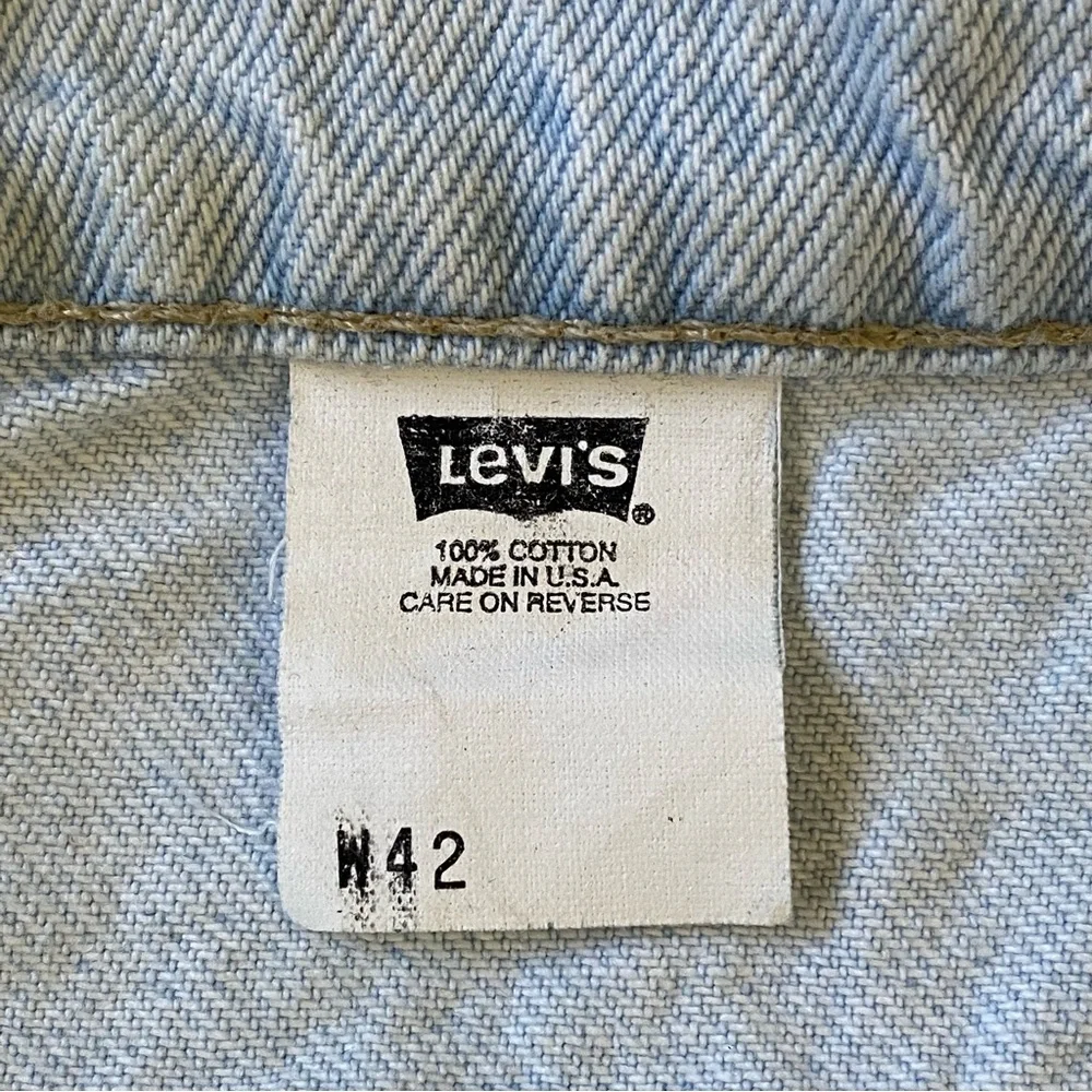 Vintage 90s Levi 505 Orange Tab Distressed Denim Jean Shorts Mens Size 42 Light
